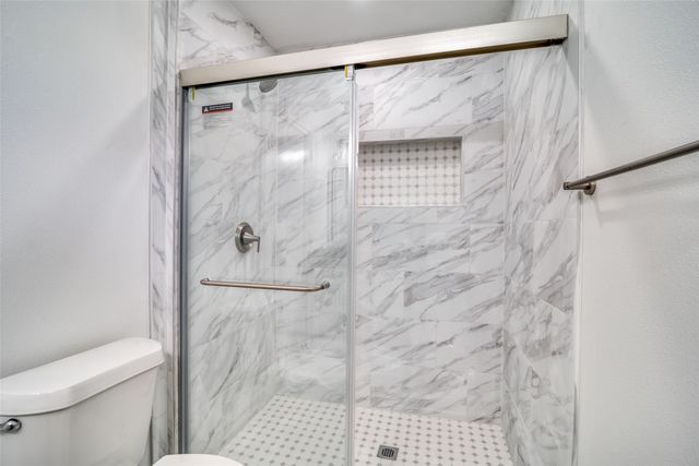 5316 Wild Oak Road, Balch Springs, TX 75180