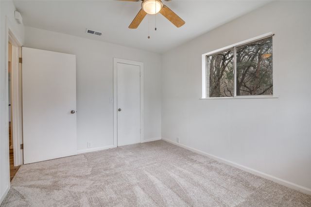 5316 Wild Oak Road, Balch Springs, TX 75180