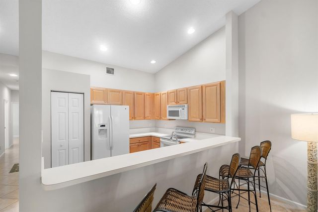 2473 S CORAL TRACE Circle, Delray Beach, FL 33445