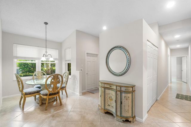 2473 S CORAL TRACE Circle, Delray Beach, FL 33445