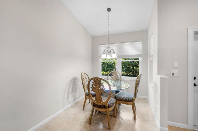 2473 S CORAL TRACE Circle, Delray Beach, FL 33445