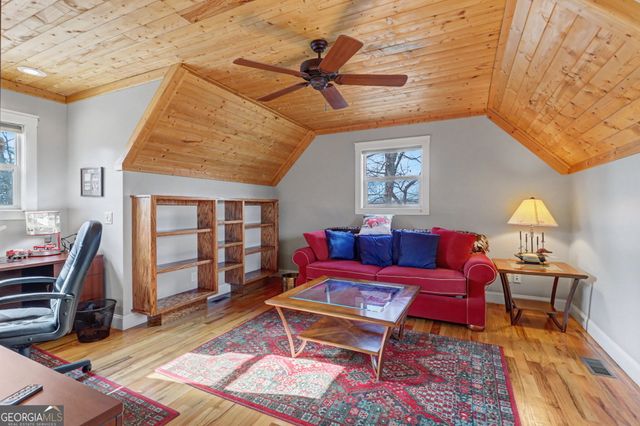 1176 Tiger Pass Drive, Tiger, GA 30576