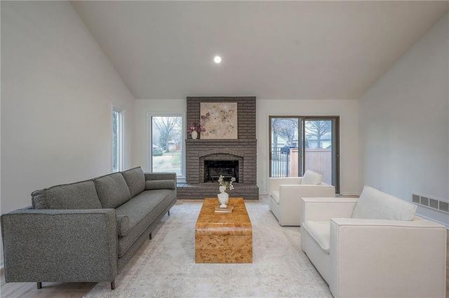 12891 Cambridge Court, Leawood, KS 66209