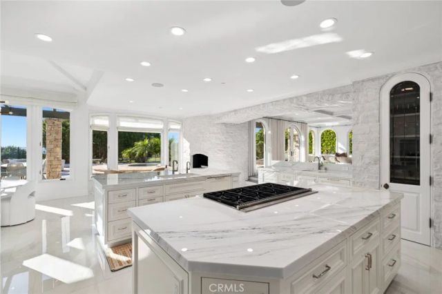 15 Shoreline, Newport Coast, CA 92657