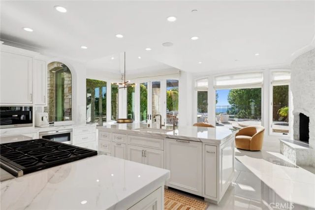 15 Shoreline, Newport Coast, CA 92657