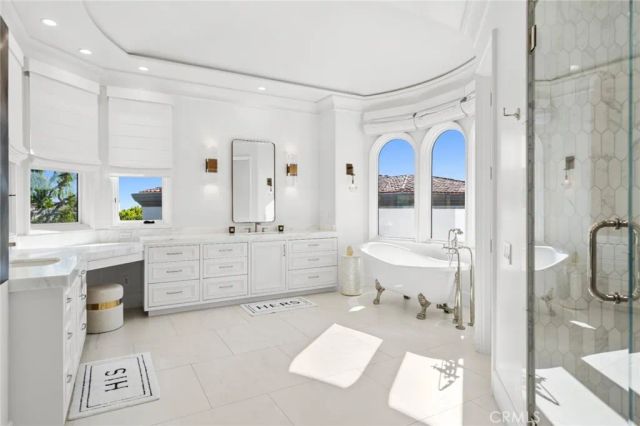 15 Shoreline, Newport Coast, CA 92657