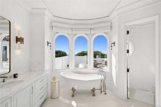 15 Shoreline, Newport Coast, CA 92657