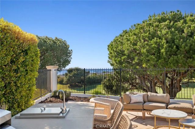 15 Shoreline, Newport Coast, CA 92657
