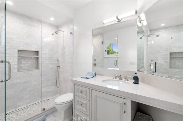 15 Shoreline, Newport Coast, CA 92657