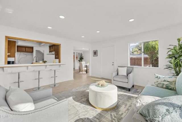 910 Ivywood Drive, Oxnard, CA 93030