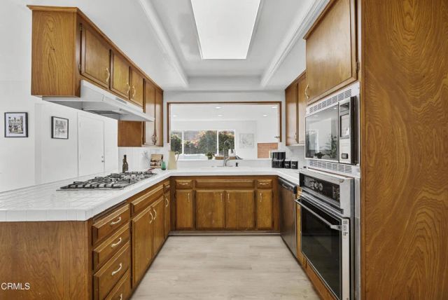 910 Ivywood Drive, Oxnard, CA 93030