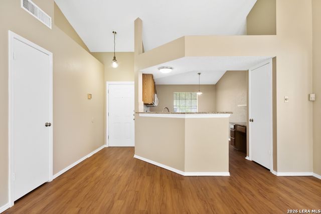 8007 Forest Crossing, Live Oak, TX 78233