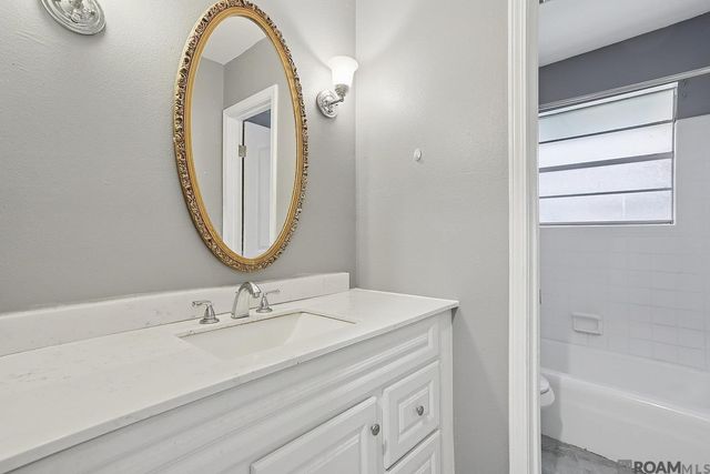 3717 Canyonland Dr, Baton Rouge, LA 70814