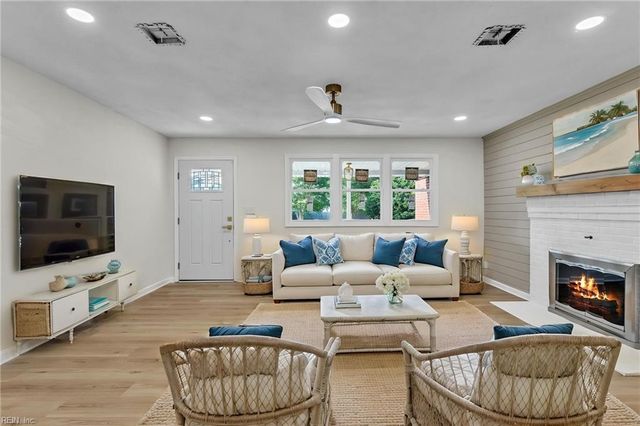 5157 Anvers RD, Virginia Beach, VA 23462