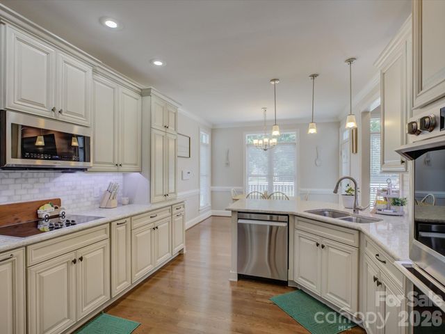 736 Creekbridge Drive, Rock Hill, SC 29732