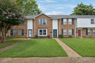 5510 Country Dr Apt 103, Nashville, TN 37211
