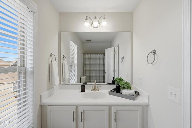 1860 Hammocks Beach Trail, Apex, NC 27502