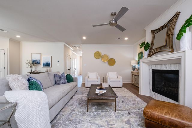 14 Driftwood Lane, Little Rock, AR 72223