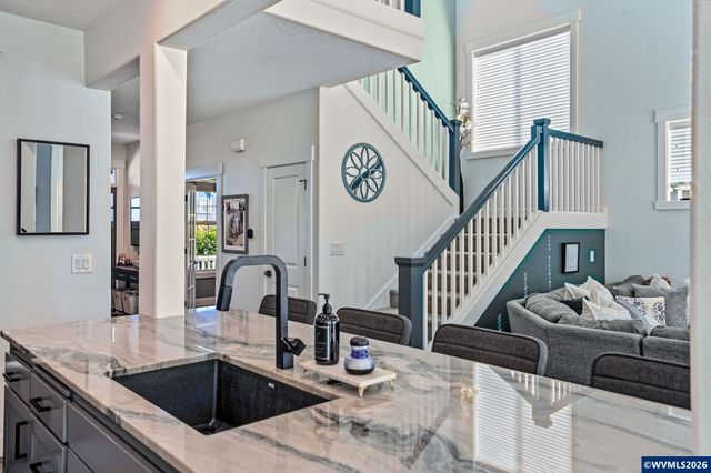 1697 Onyx St NW, Salem, OR 97304