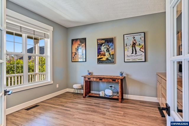 1697 Onyx St NW, Salem, OR 97304