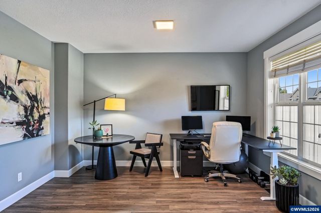 1697 Onyx St NW, Salem, OR 97304
