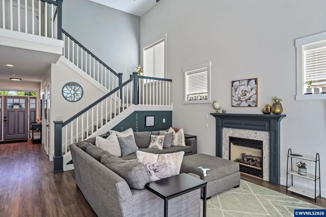 1697 Onyx St NW, Salem, OR 97304