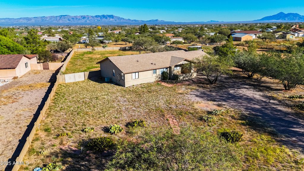 5837 S WILD ROSE Road, Hereford, AZ 85615