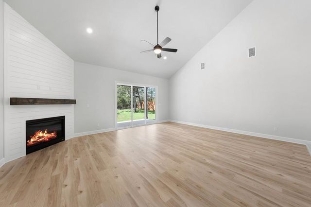 166 Loysoya ST, Bastrop, TX 78602