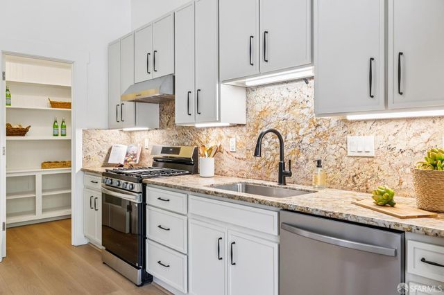 331 Lisbon Street, San Francisco, CA 94112