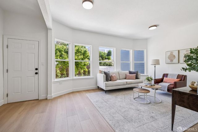 331 Lisbon Street, San Francisco, CA 94112