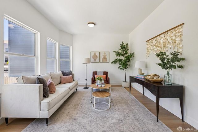 331 Lisbon Street, San Francisco, CA 94112