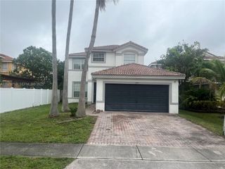 2355 SW 162nd Ter, Miramar, FL 33027