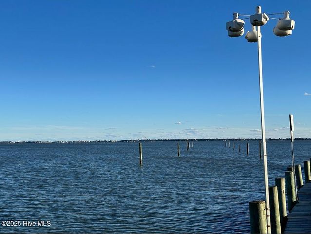 275 Salty Shores Road, Newport, NC 28570