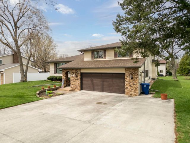 1406 Prospect Boulevard, Waterloo, IA 50701