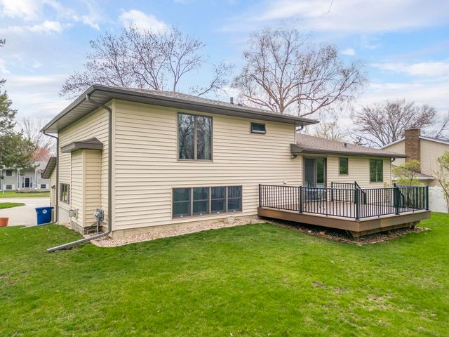 1406 Prospect Boulevard, Waterloo, IA 50701
