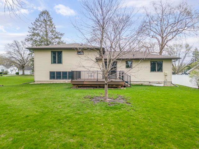 1406 Prospect Boulevard, Waterloo, IA 50701