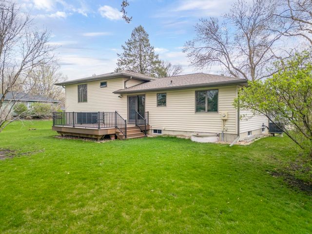 1406 Prospect Boulevard, Waterloo, IA 50701