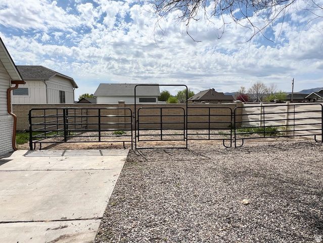 2549 W 11400 S, South Jordan, UT 84095