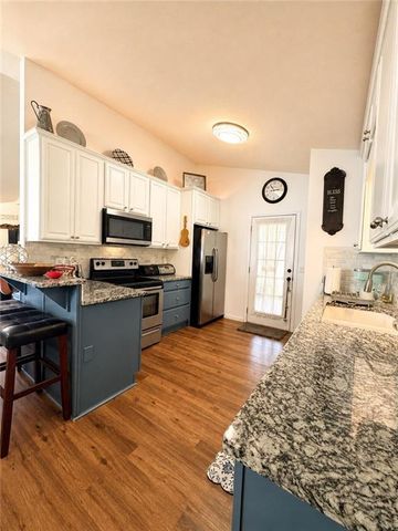 733 Jacoby Drive, Loganville, GA 30052