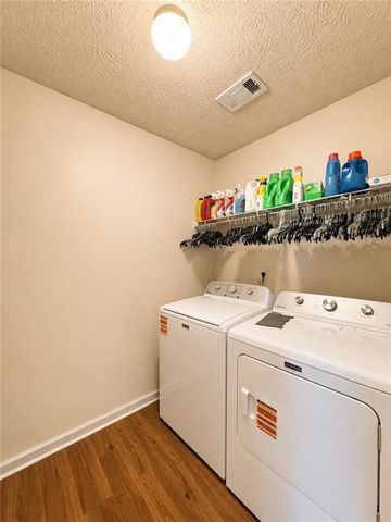 733 Jacoby Drive, Loganville, GA 30052