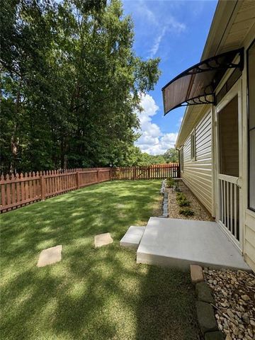 733 Jacoby Drive, Loganville, GA 30052