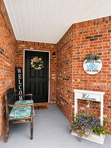 733 Jacoby Drive, Loganville, GA 30052