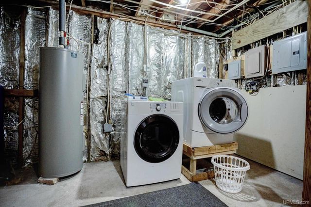 5481 Center Drive, Hurley, WI 54534