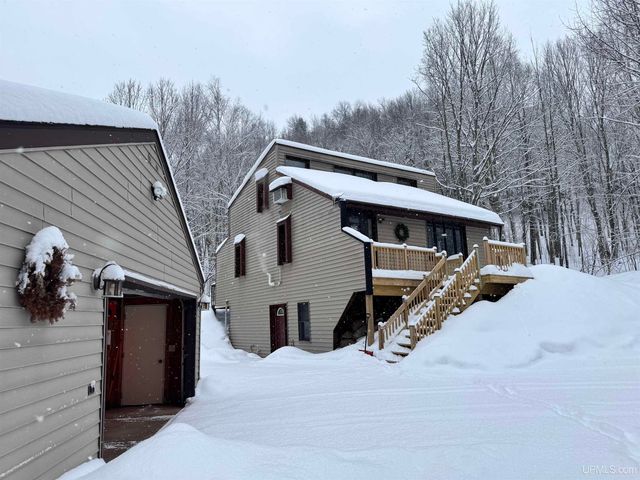 5481 Center Drive, Hurley, WI 54534