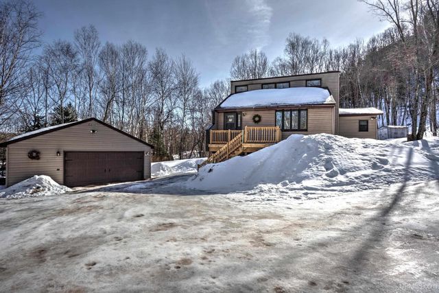 5481 Center Drive, Hurley, WI 54534