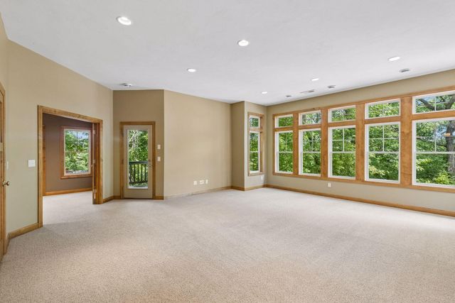 3958 Greystone Ridge, Eagan, MN 55122