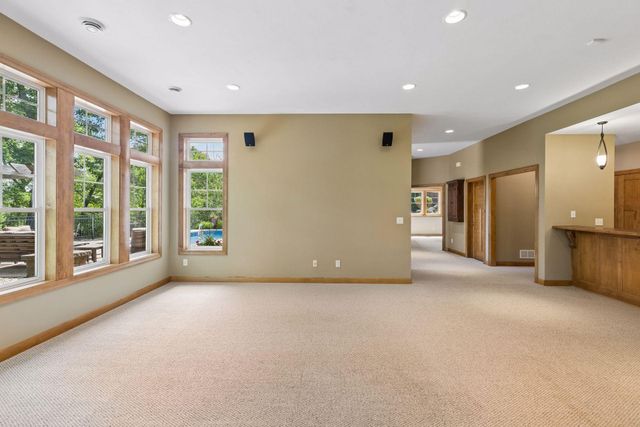 3958 Greystone Ridge, Eagan, MN 55122
