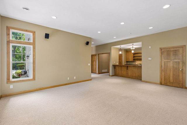 3958 Greystone Ridge, Eagan, MN 55122
