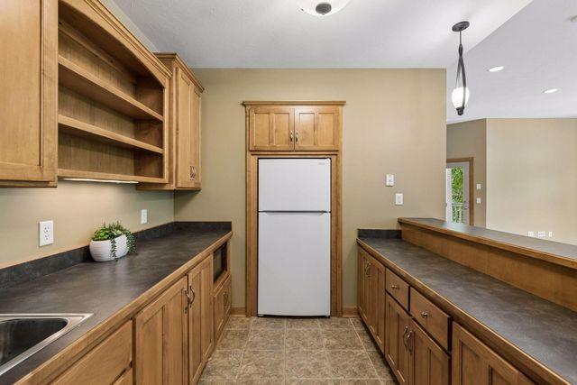 3958 Greystone Ridge, Eagan, MN 55122