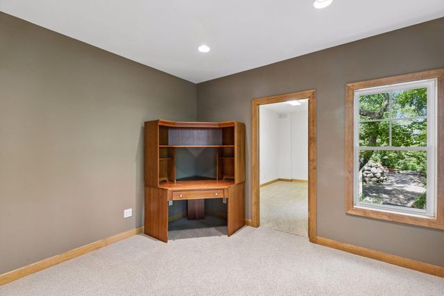 3958 Greystone Ridge, Eagan, MN 55122